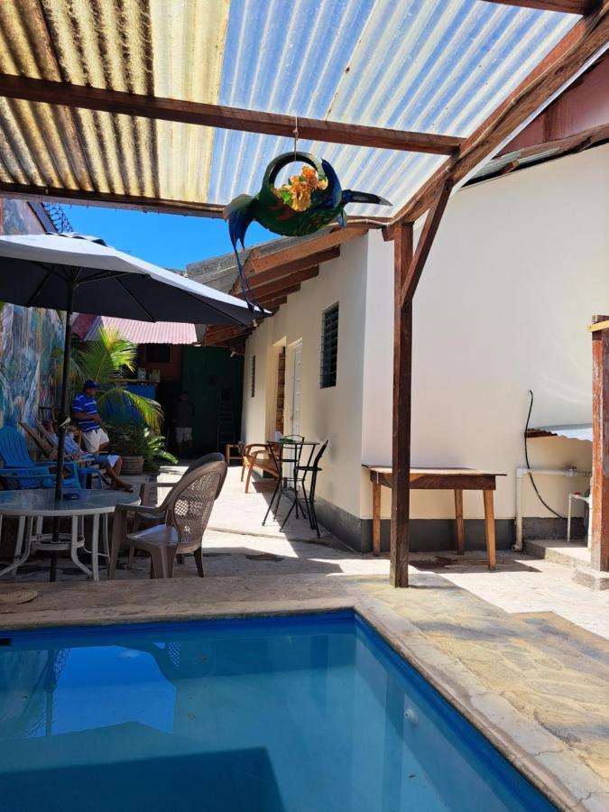 Hostal Mochilas Granada Exterior photo