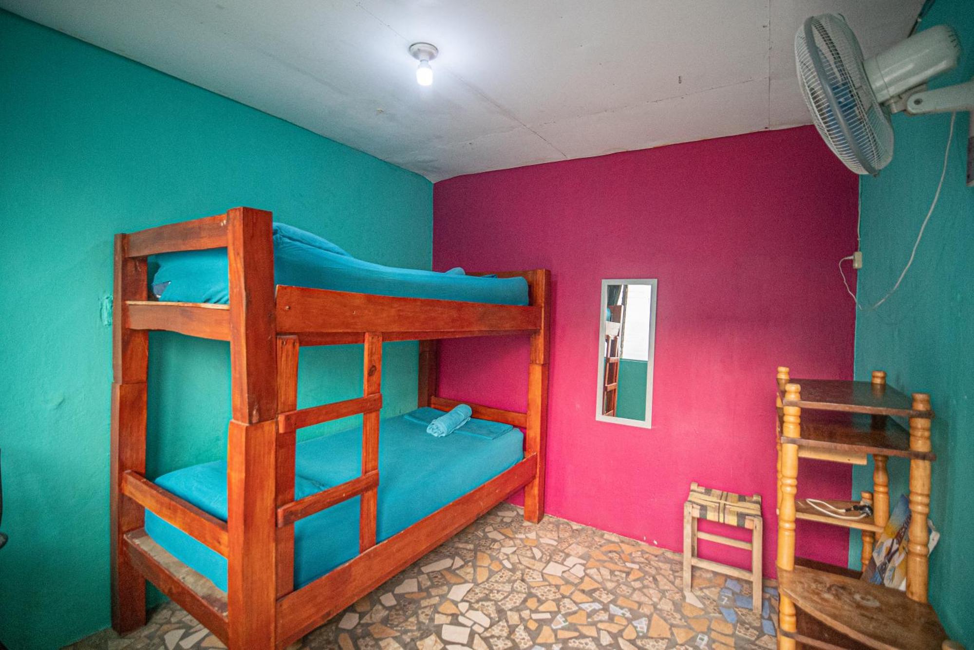 Hostal Mochilas Granada Room photo